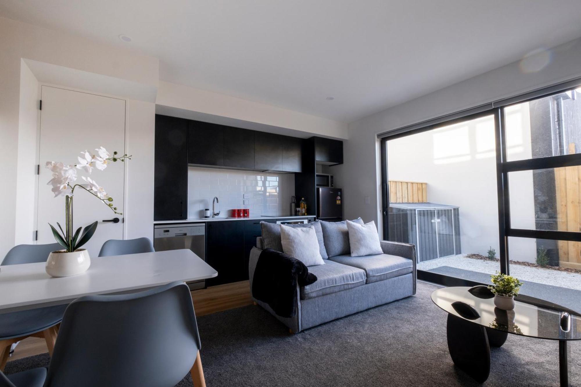 Luxury 2 Bed Townhome In Cbd Christchurch Exterior photo