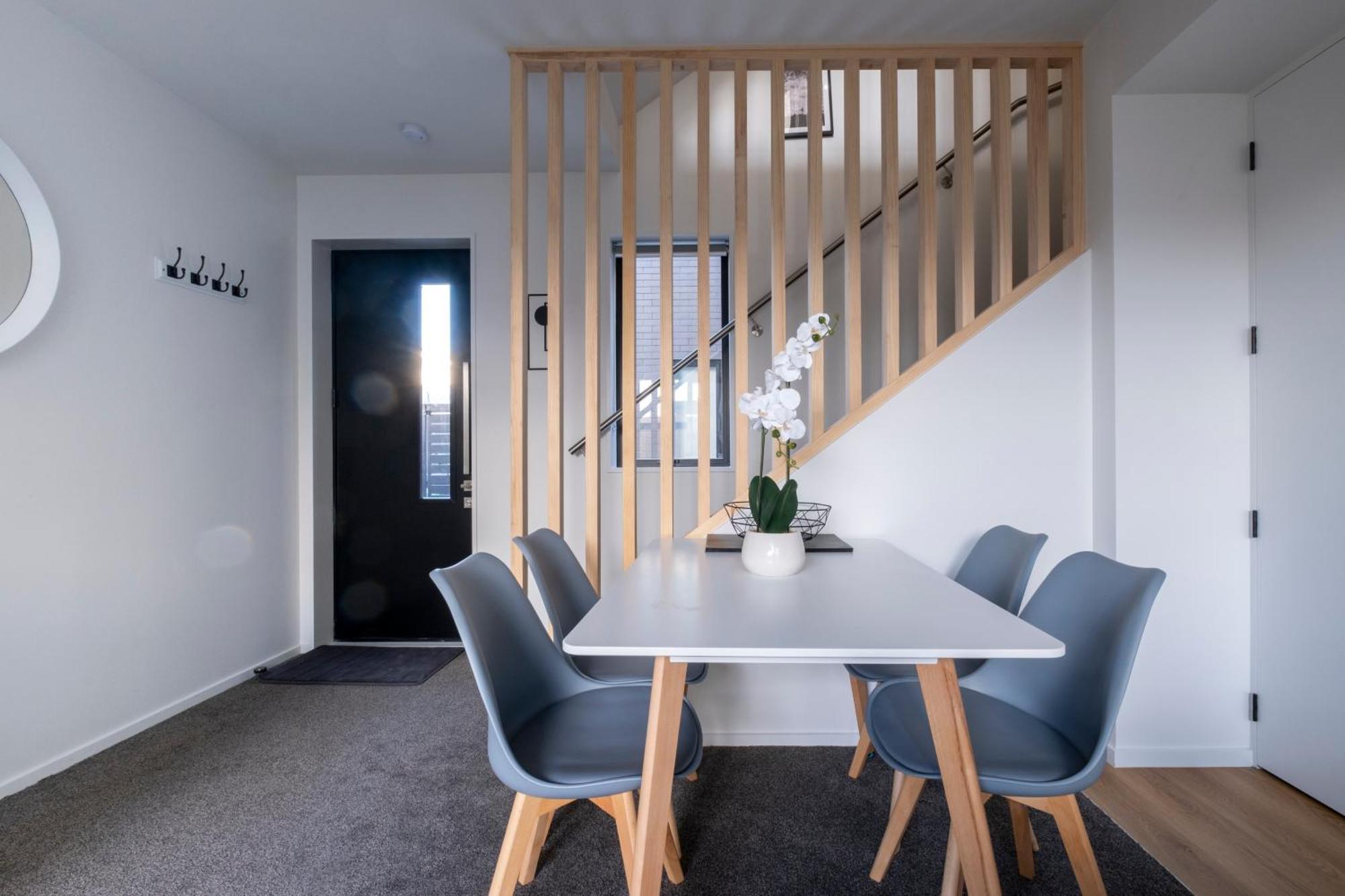 Luxury 2 Bed Townhome In Cbd Christchurch Exterior photo